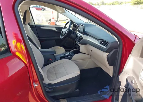 2022 Ford Escape Se z USA, uszkodzony, nr VIN 1FMCU9G62NUA30600